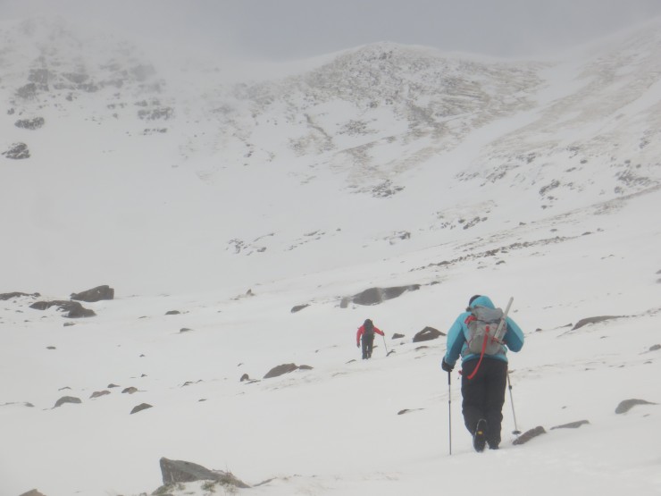 Into Coire an Laoigh and into the wind.