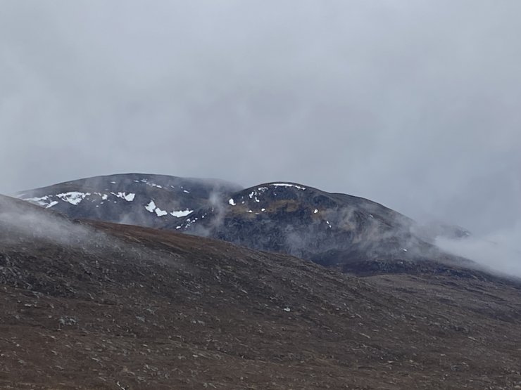 Beinn Liath Mhor Fannaich in the background.