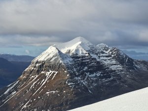 Afternoon snow showers