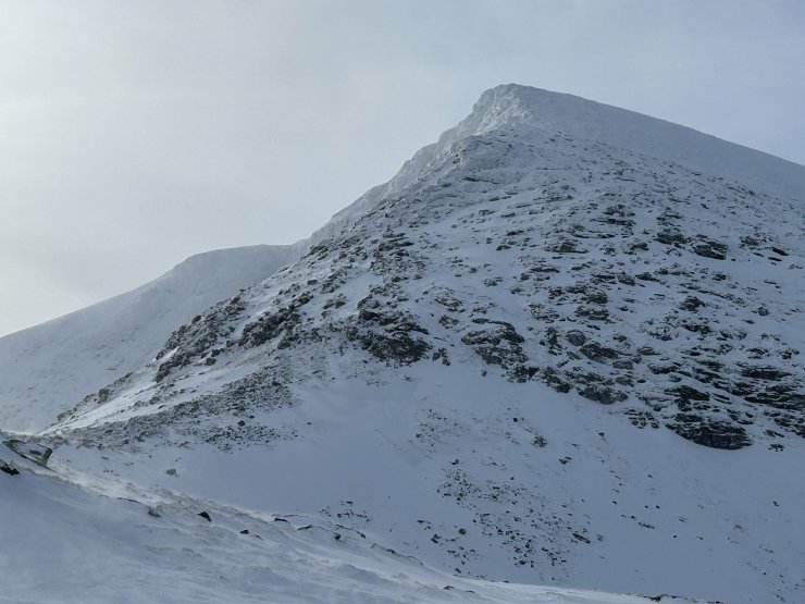 The NE ridge of Sgurr Mor