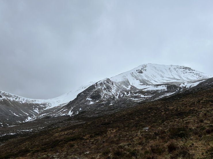 Craig Dubh, with Sgurr nan Fhir Duibhe in the background.