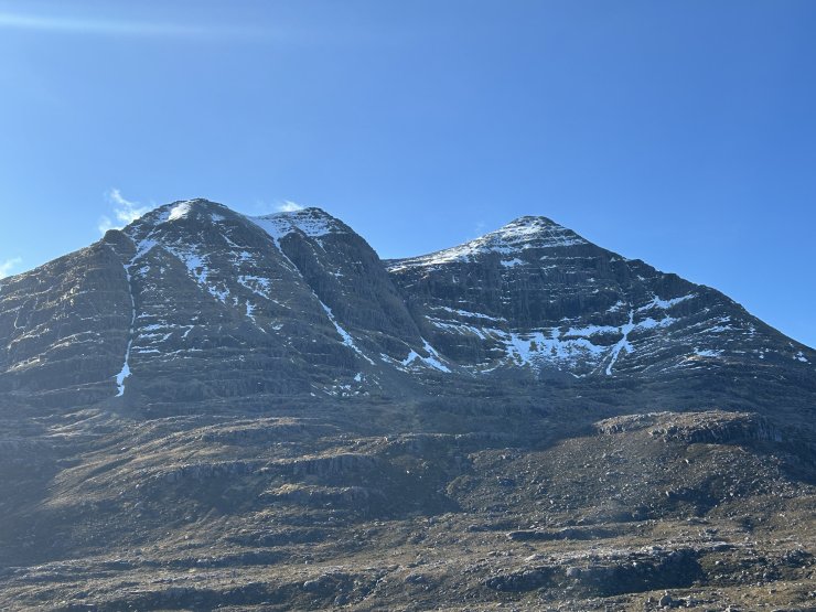 Coireag Dubh Mor, Liathach