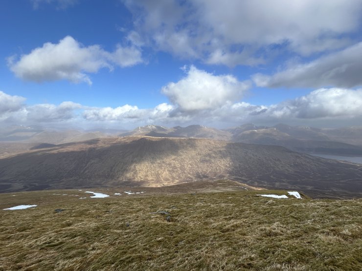 The Western Fannich mountains from Fionn Bheinn summit.